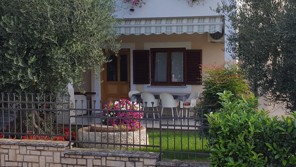 Ulika Rooms & Apartments Porec Exterior photo